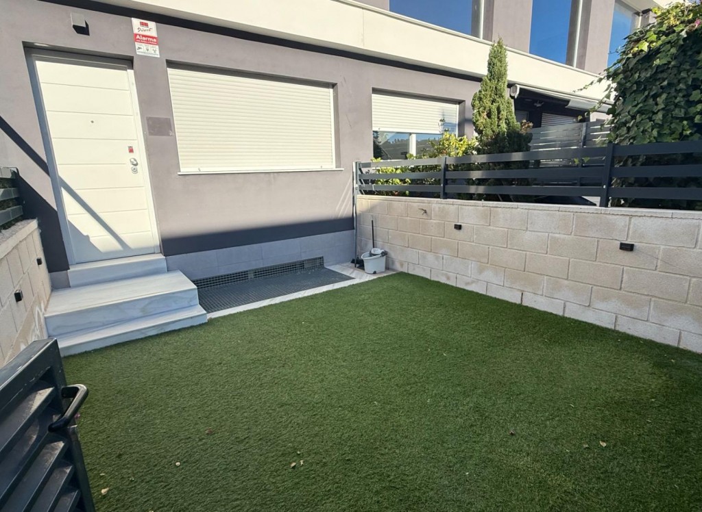 Alquiler a largo plazo - Casa adosada - Gran Alacant - Monte y Mar bajo