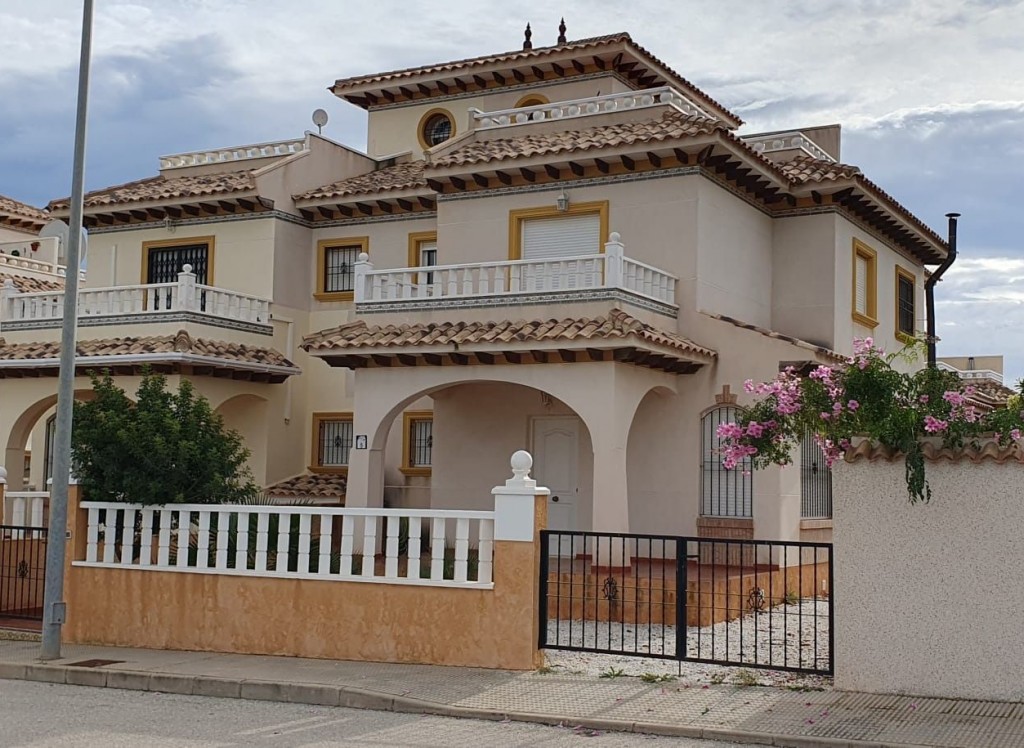 Bestaande woningen - Rijtjeshuis - Orihuela Costa - La Zenia