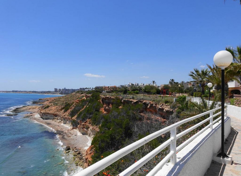 Resale - Apartment - Cabo Roig