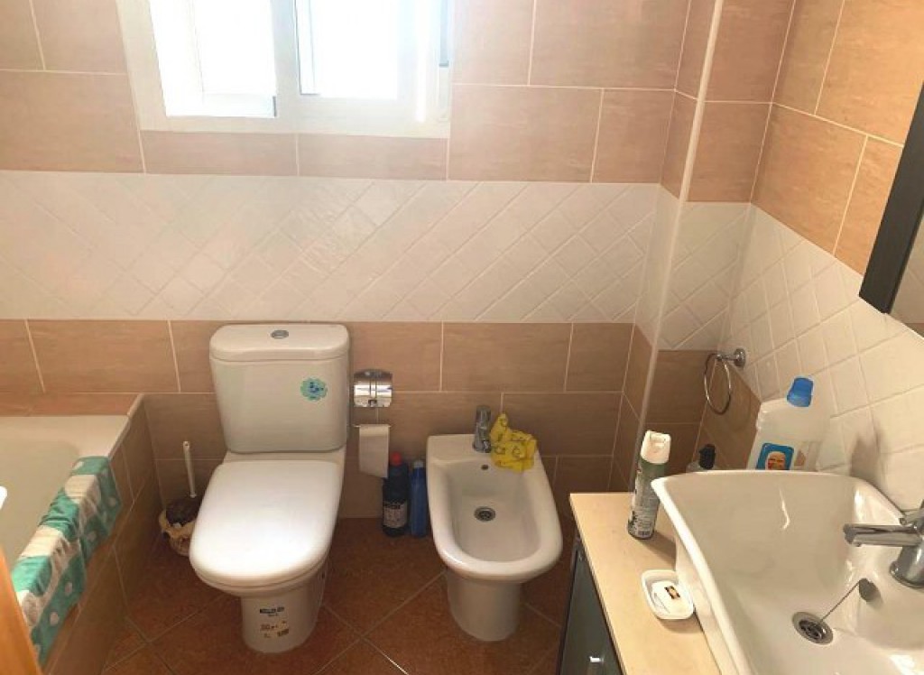 Resale - Apartment - Formentera Del Segura