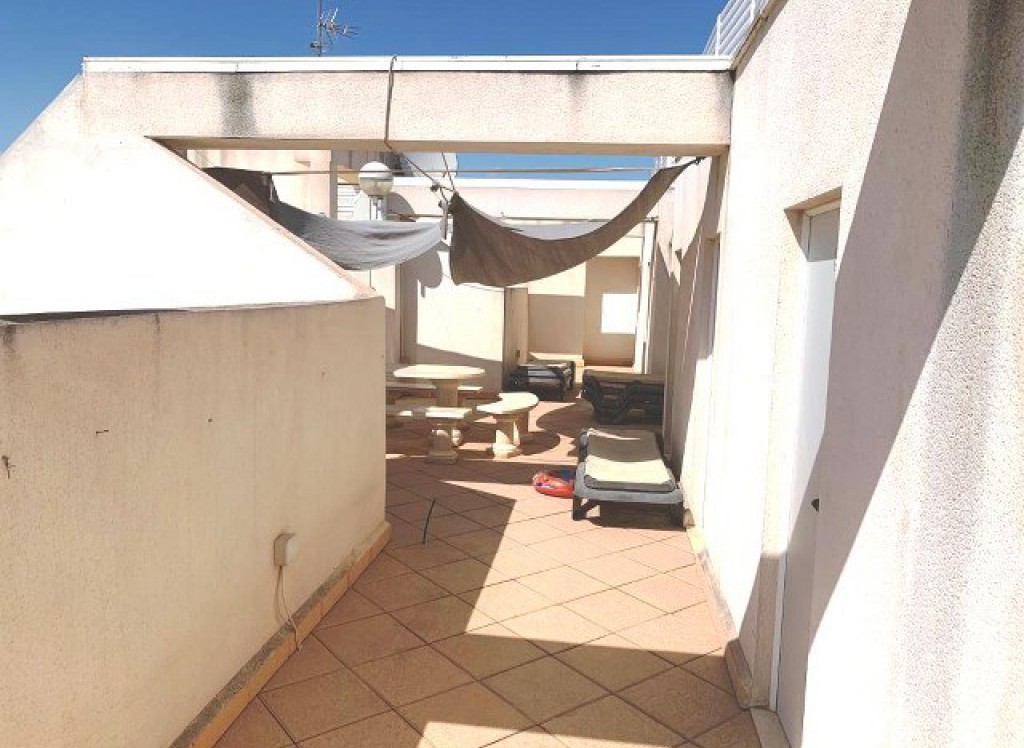 Resale - Apartment - Formentera Del Segura
