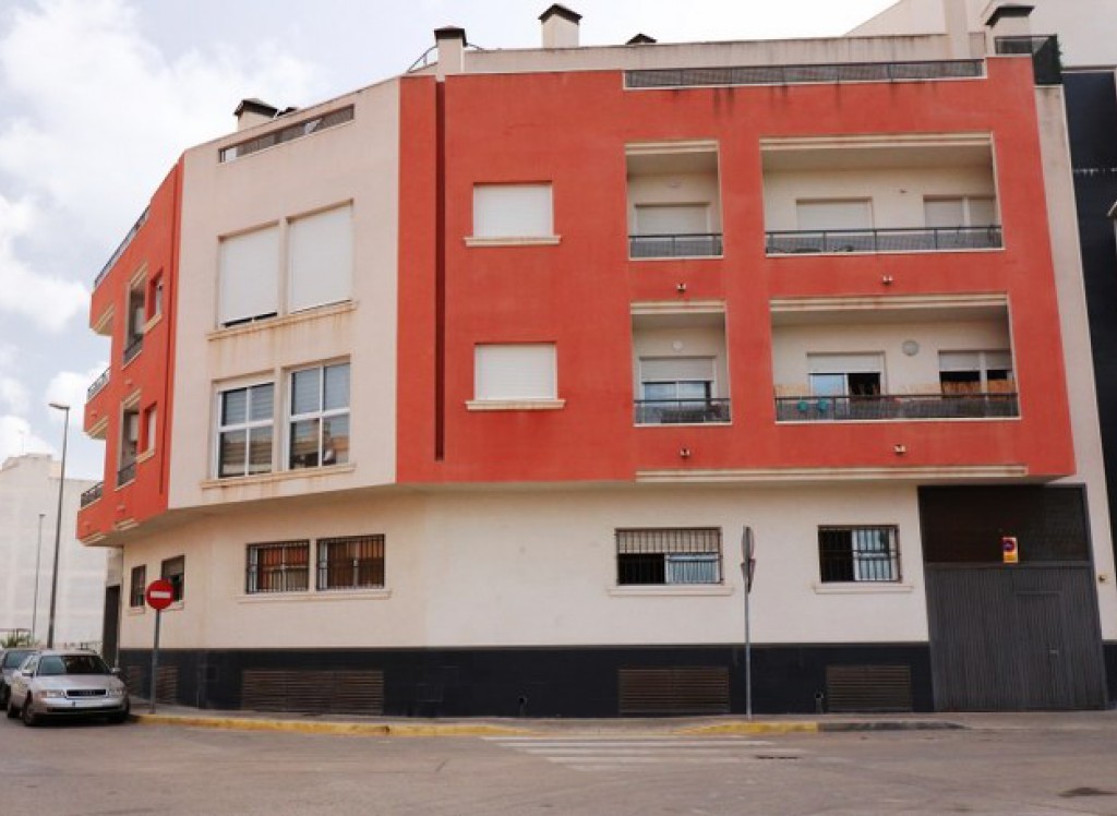 Resale - Apartment - Formentera Del Segura