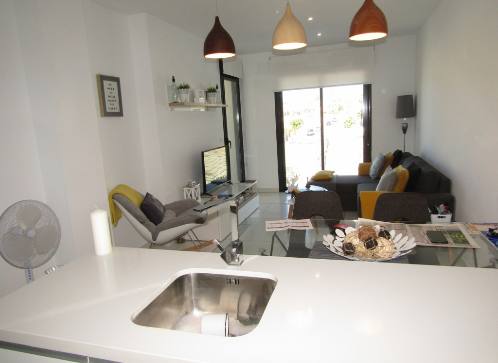 Resale - Apartment - Villamartin