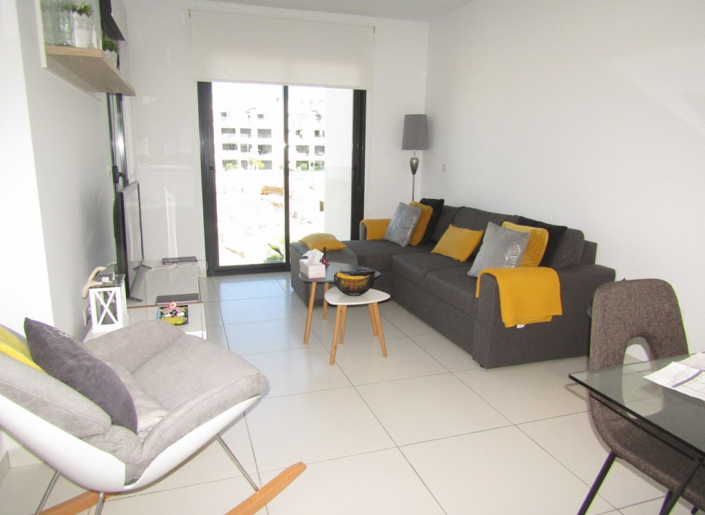 Resale - Apartment - Villamartin