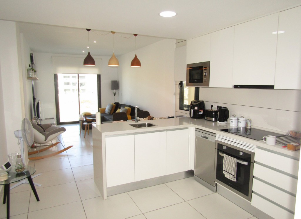 Resale - Apartment - Villamartin