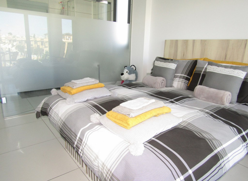 Resale - Apartment - Villamartin