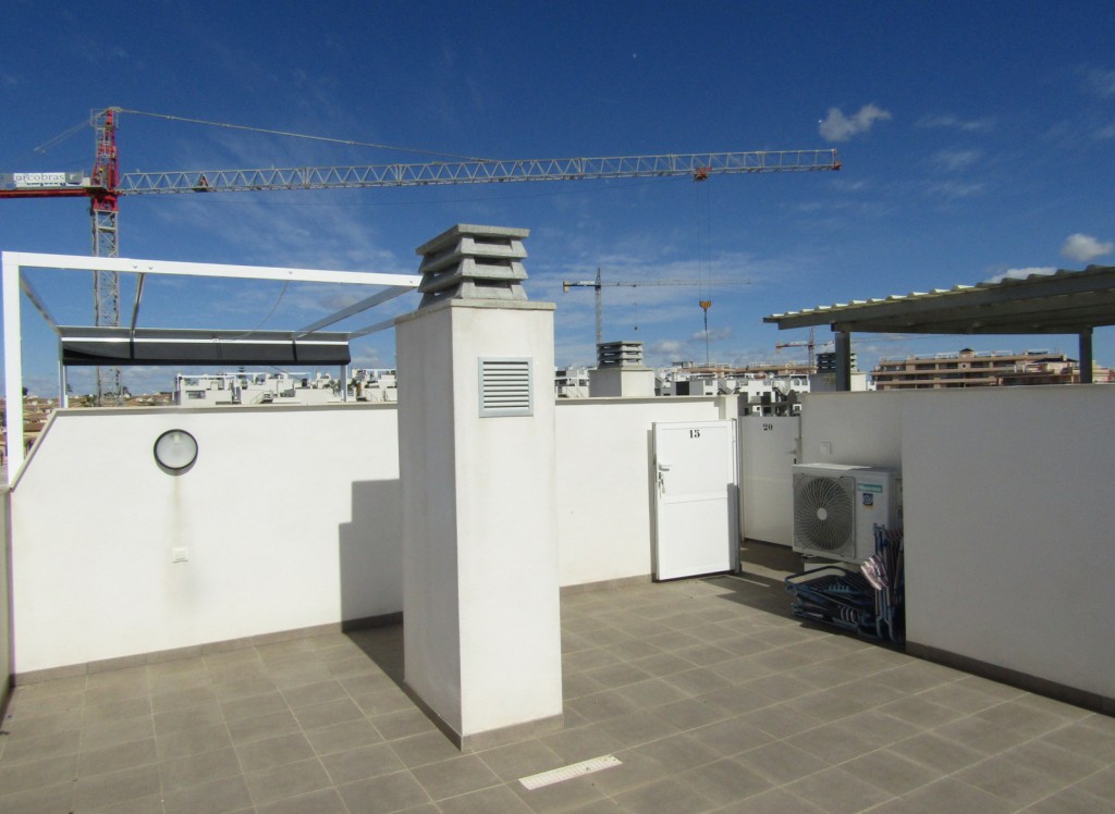 Resale - Apartment - Villamartin