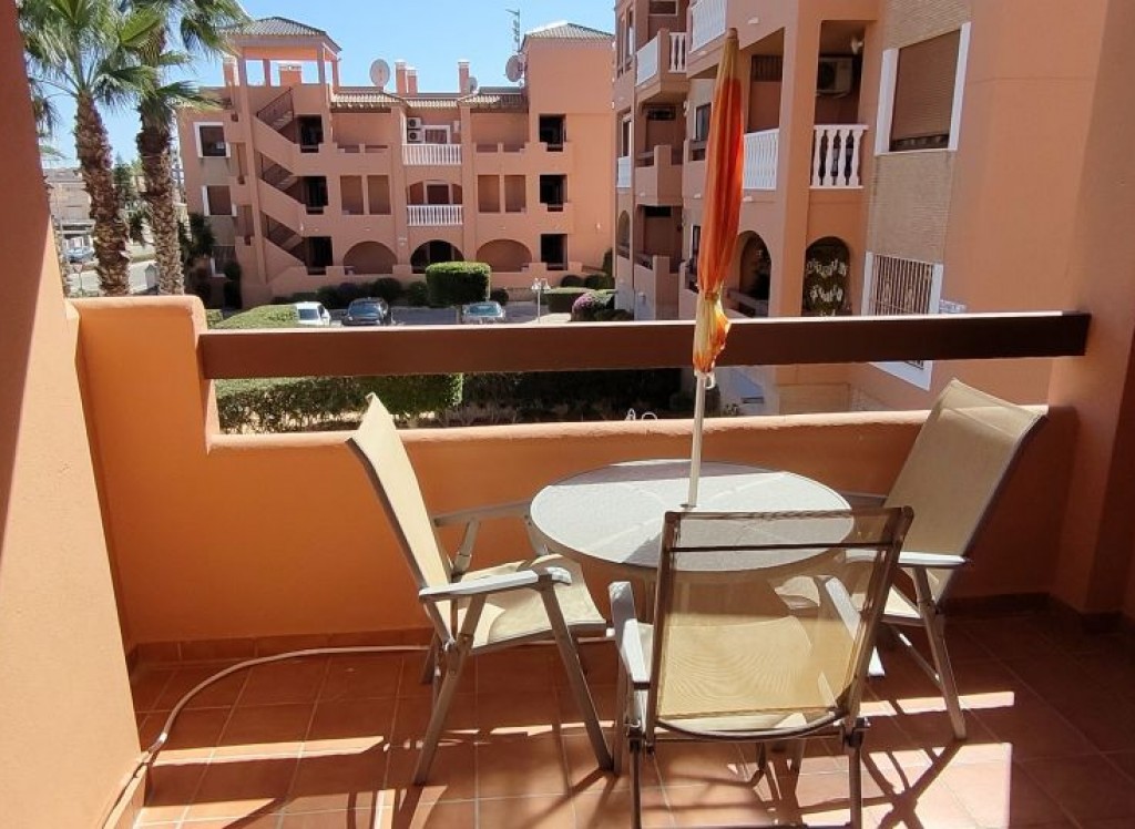Resale - Apartment - Villamartin