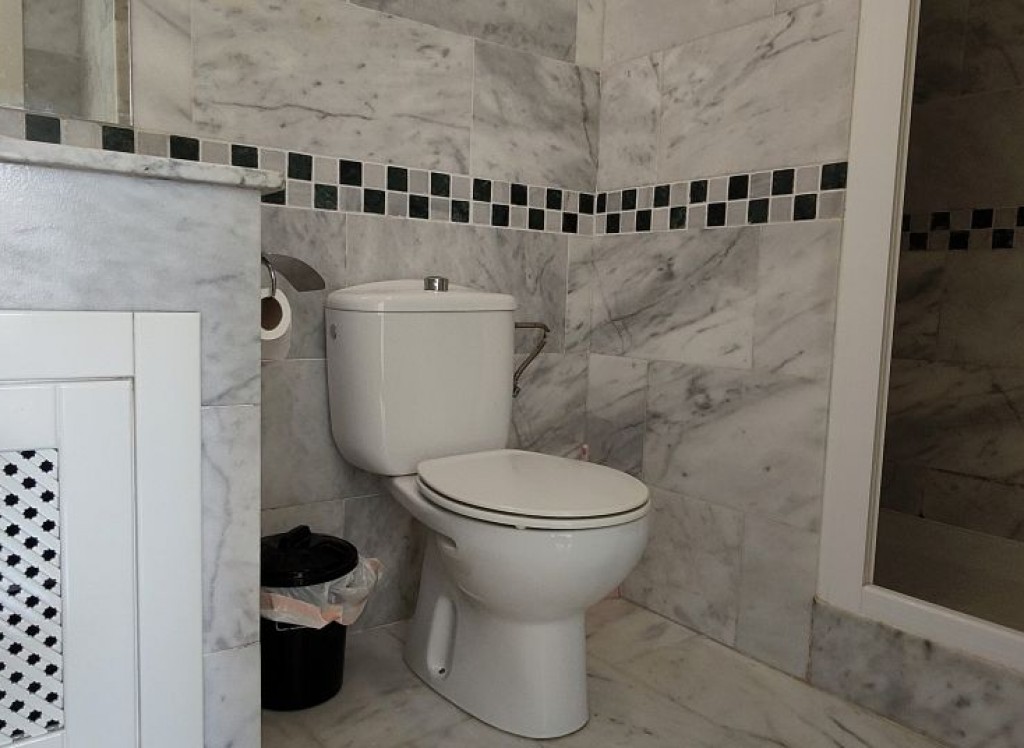 Resale - Apartment - Villamartin