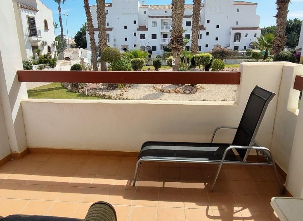 Resale - Apartment - Villamartin