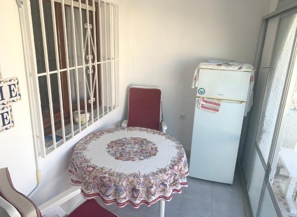 Resale - Bungalow - Torrevieja
