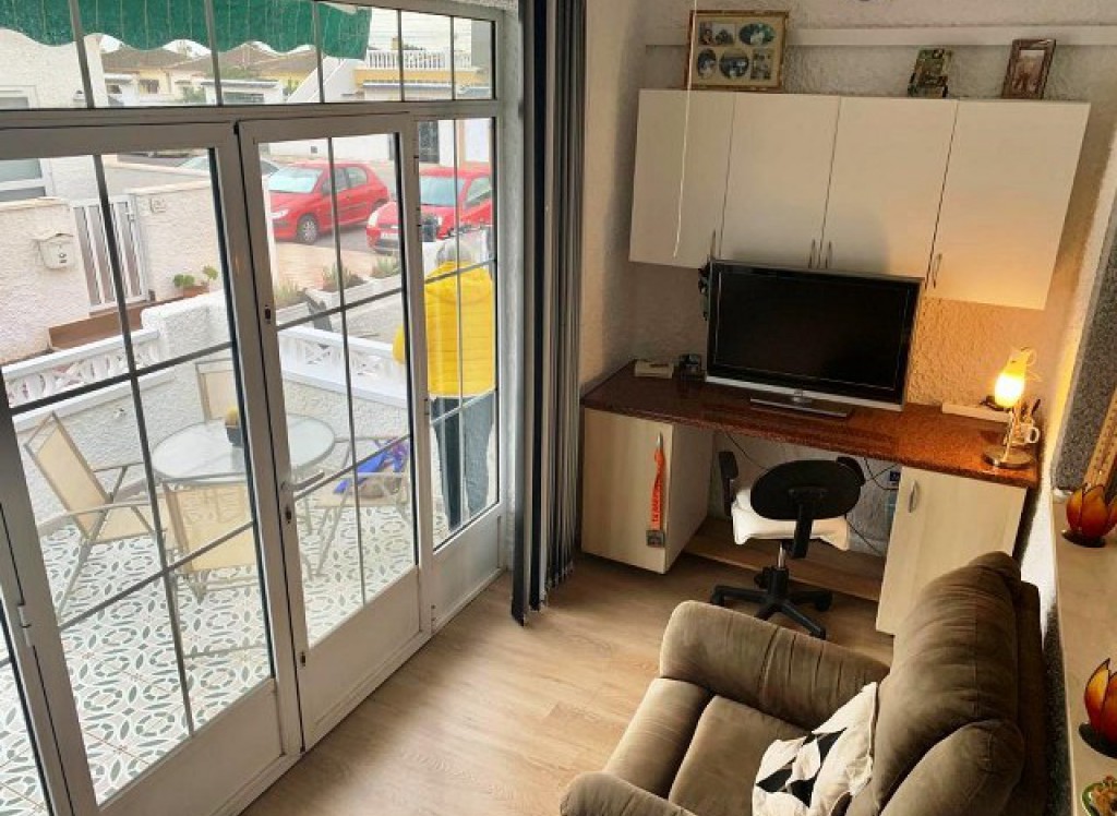 Resale - Bungalow - Torrevieja