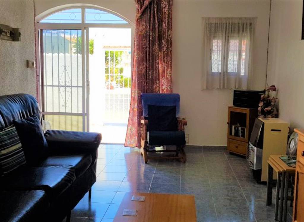 Resale - Bungalow - Torrevieja