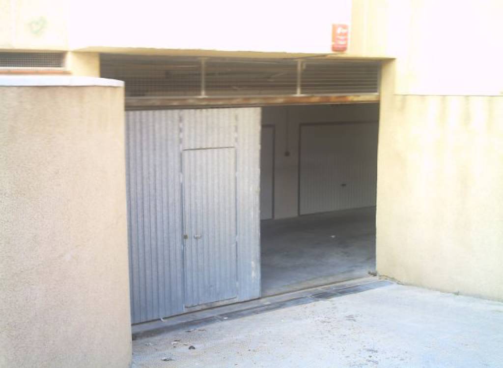 Resale - Commercial - Torrevieja
