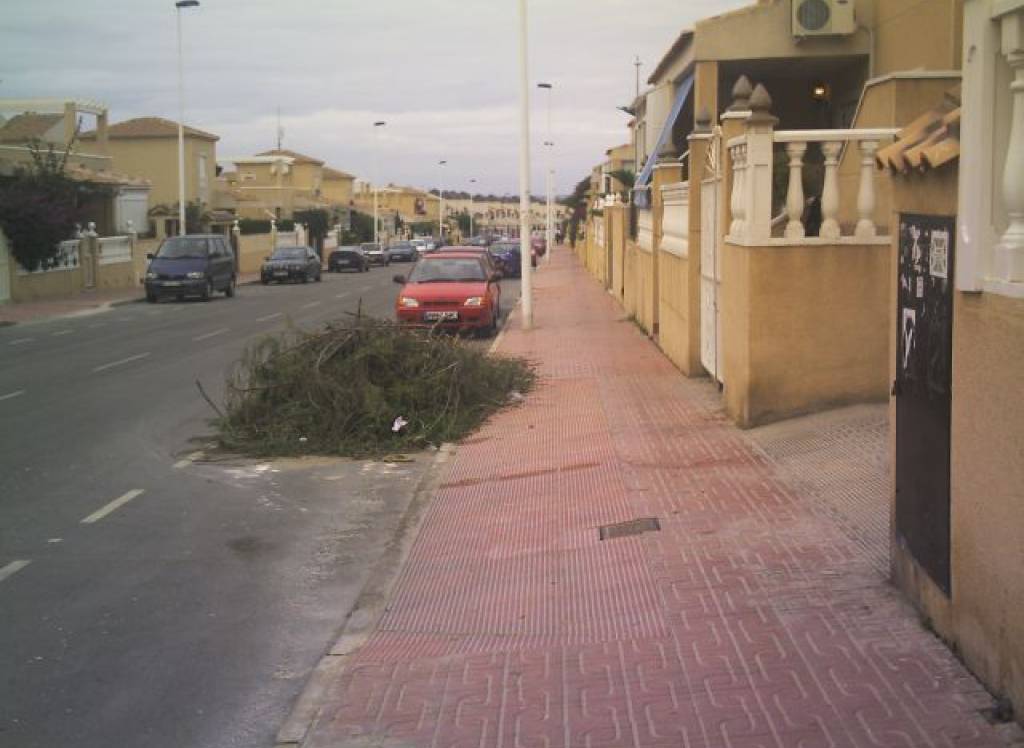 Resale - Commercial - Torrevieja