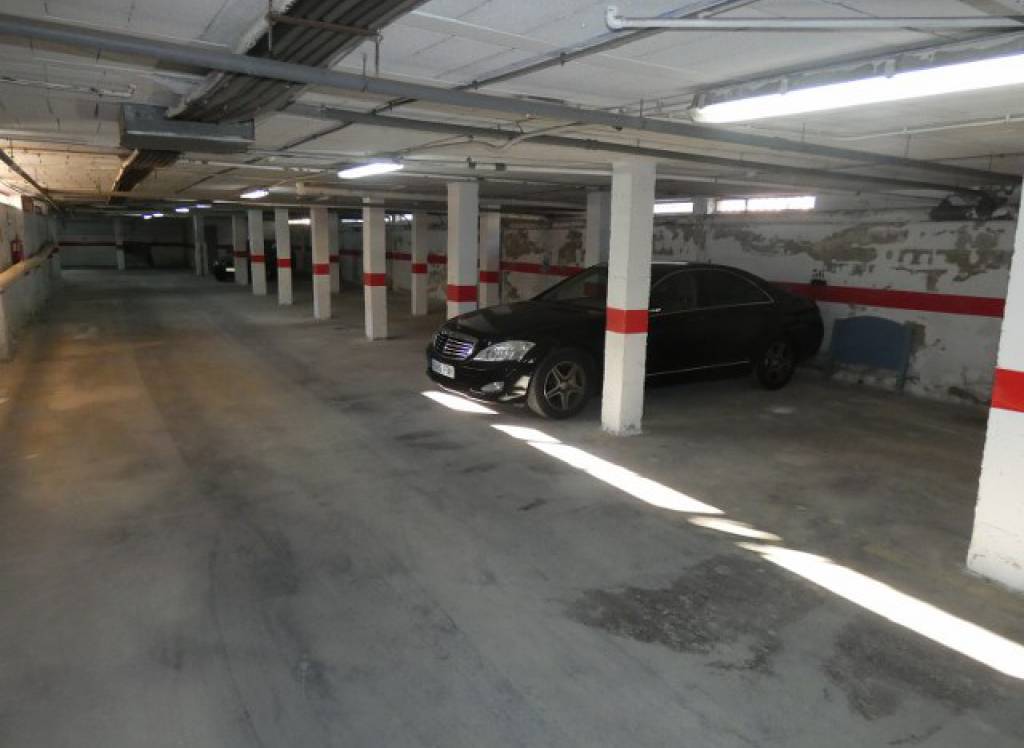 Resale - Commercial - Torrevieja