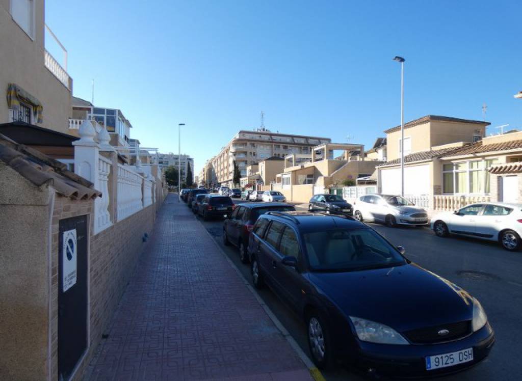Resale - Commercial - Torrevieja