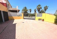 Resale - Finca/Country Property - Albatera