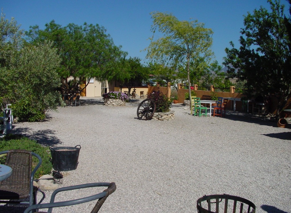 Resale - Finca/Country Property - Alicante Region