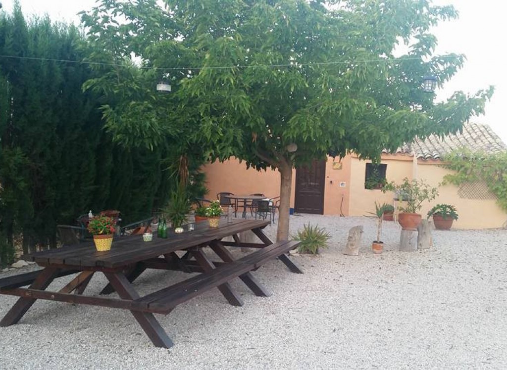 Resale - Finca/Country Property - Alicante Region