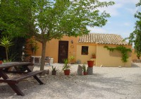 Resale - Finca/Country Property - Alicante Region