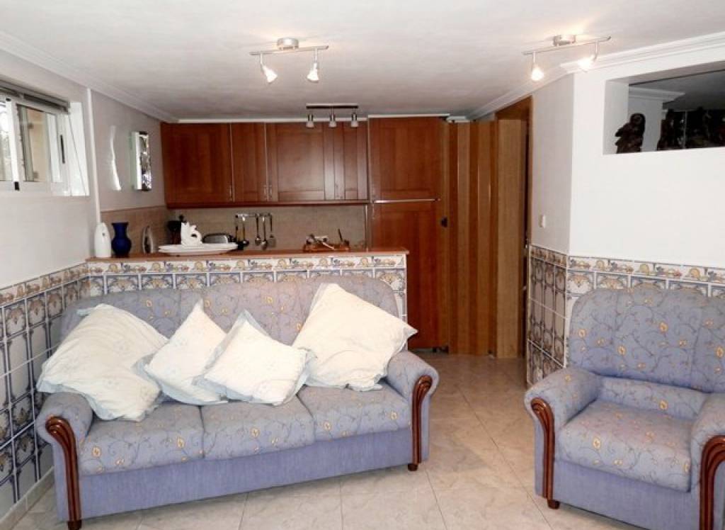 Resale - Finca/Country Property - Catral