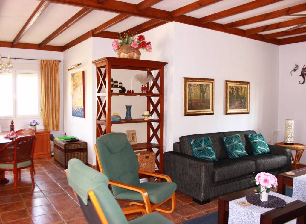 Resale - Finca/Country Property - Catral