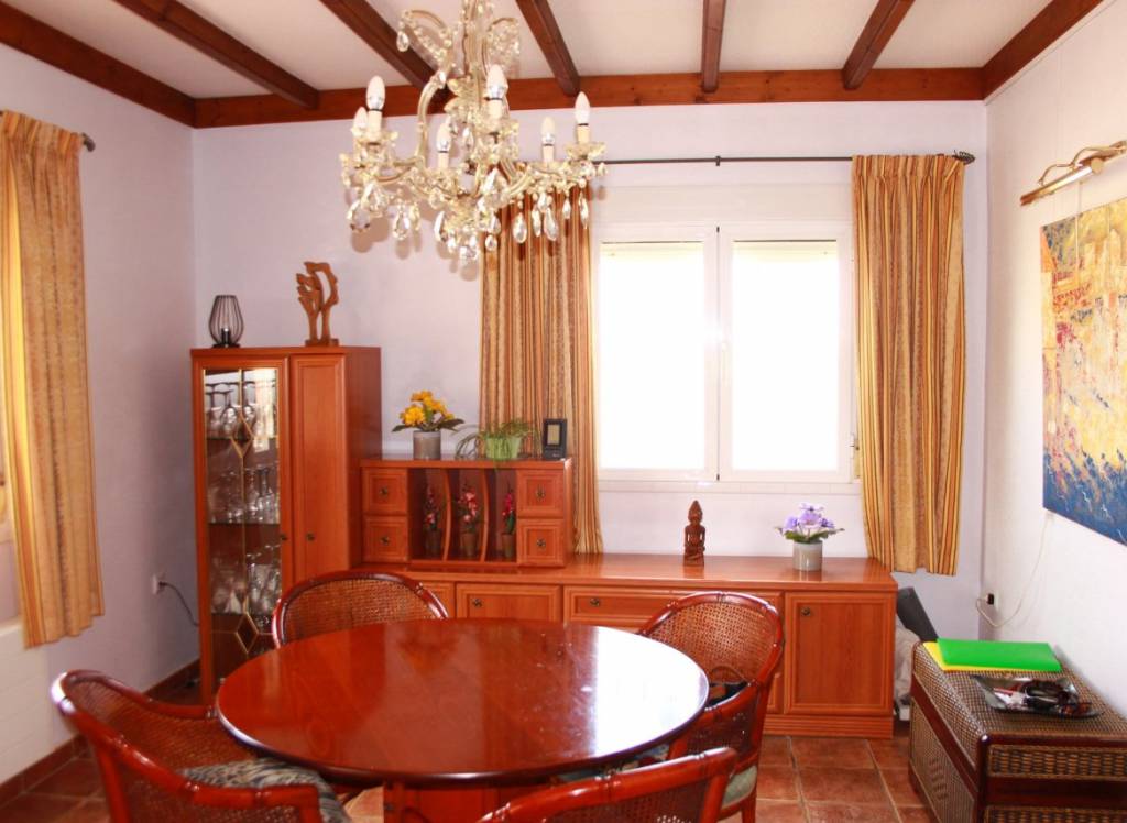 Resale - Finca/Country Property - Catral