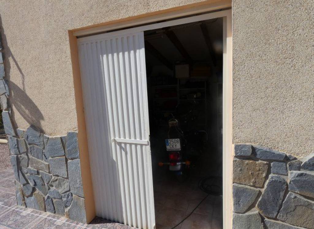 Resale - Finca/Country Property - Catral