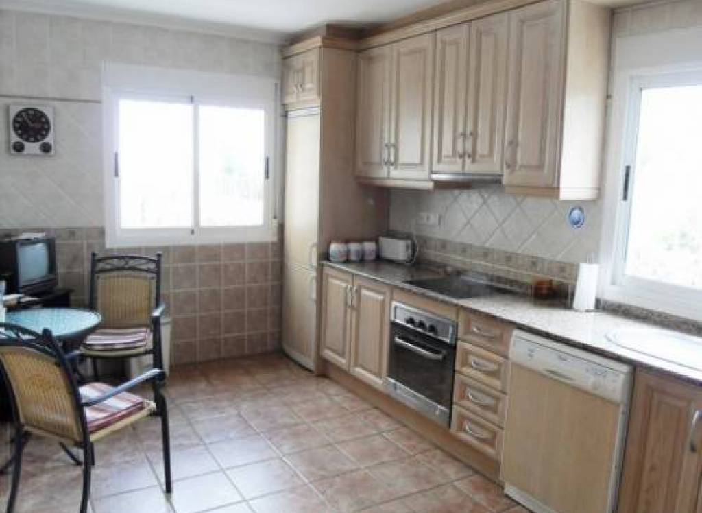 Resale - Finca/Country Property - Jacarilla