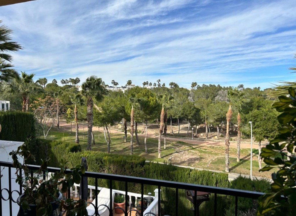 Resale - Semi Detached - Villamartin