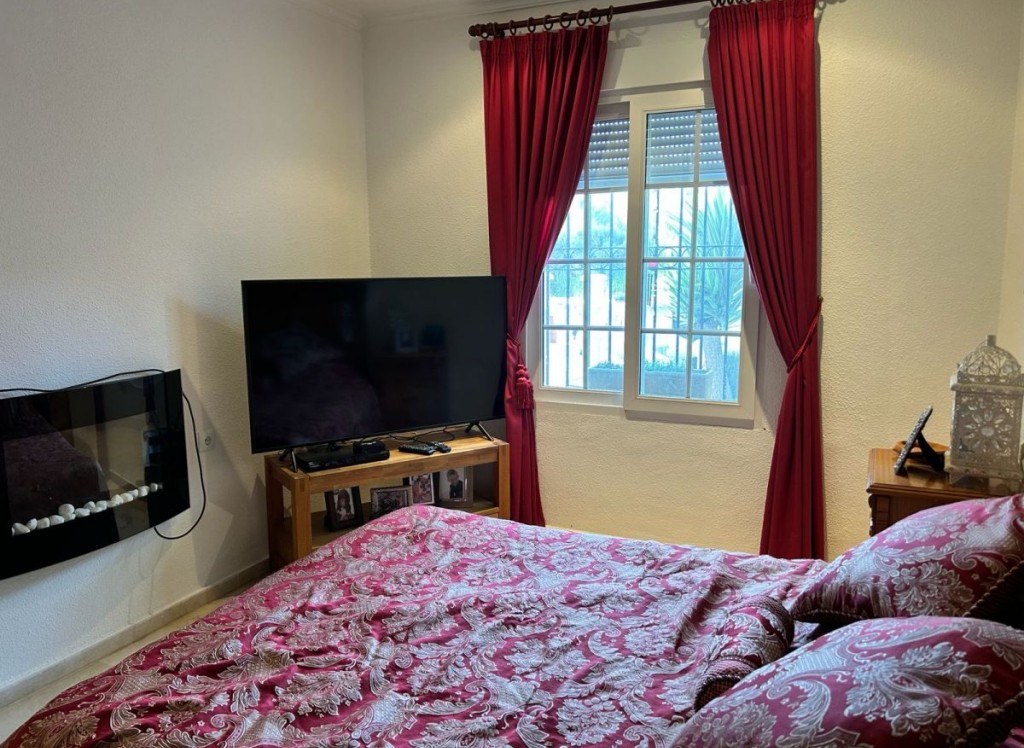 Resale - Semi Detached - Villamartin