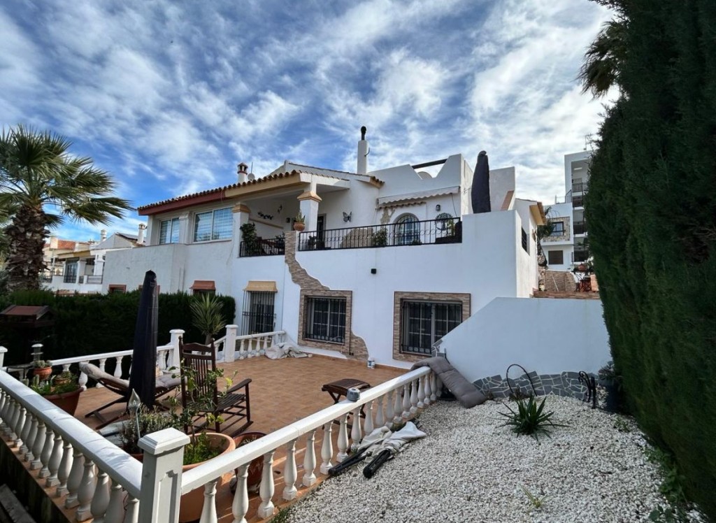 Resale - Semi Detached - Villamartin