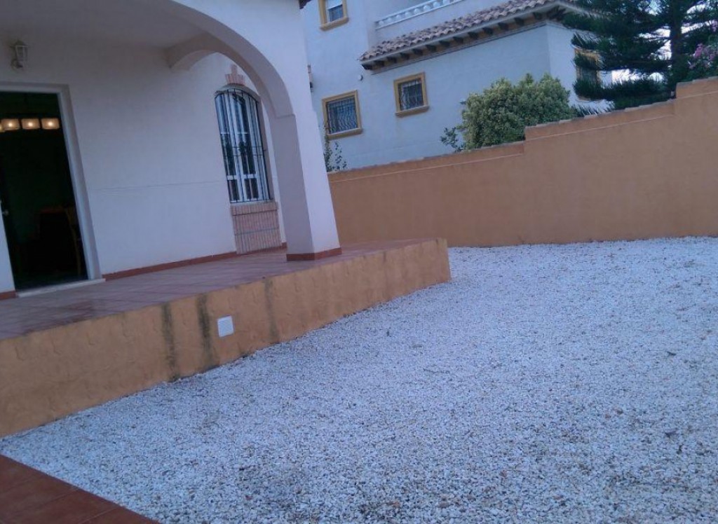 Resale - Terraced house - Orihuela Costa - La Zenia