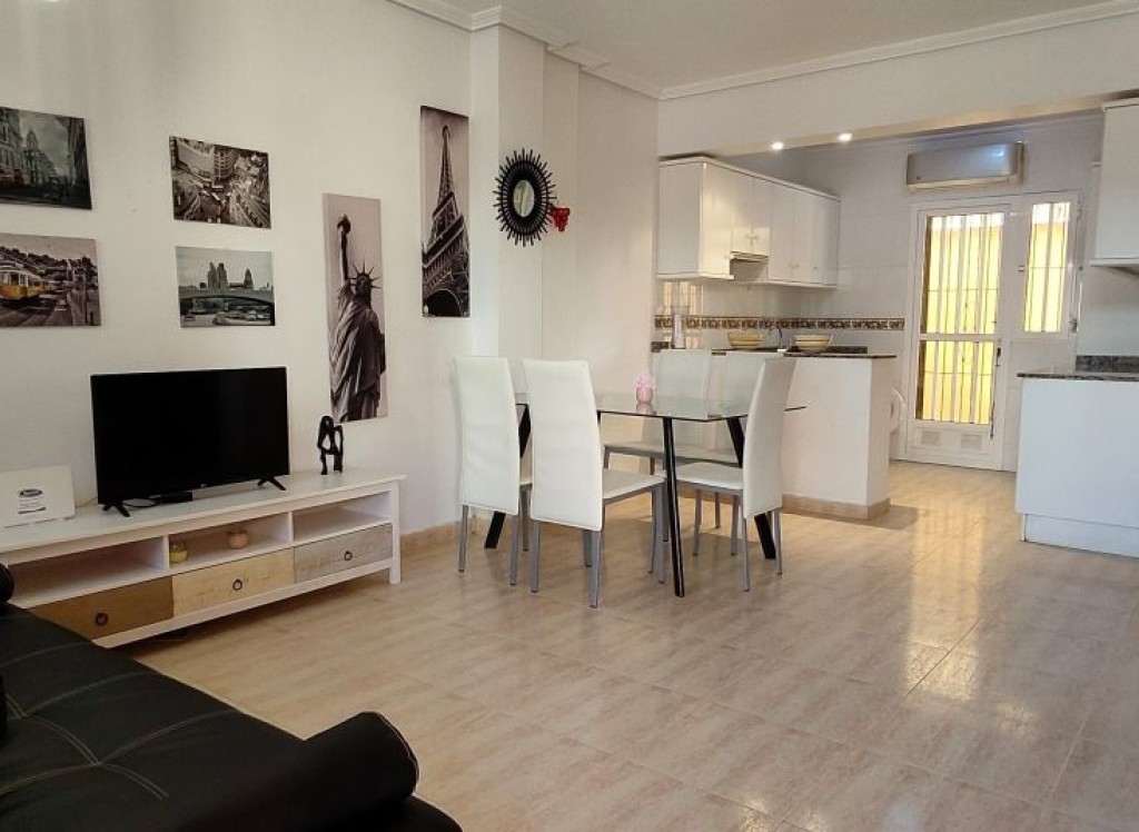 Resale - Townhouse - Cabo Roig