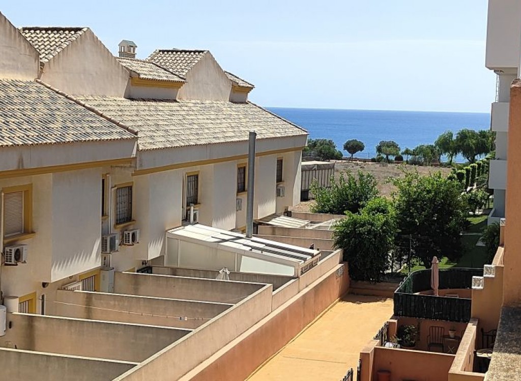 Resale - Townhouse - Cabo Roig