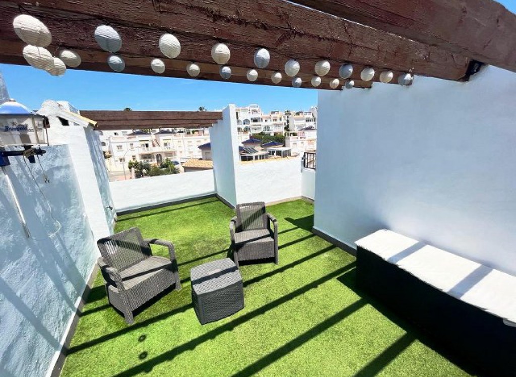 Resale - Townhouse - Ciudad Quesada