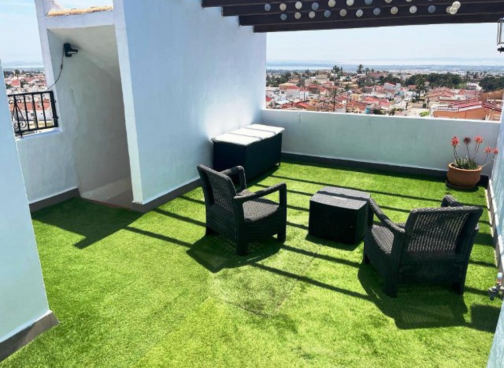 Resale - Townhouse - Ciudad Quesada