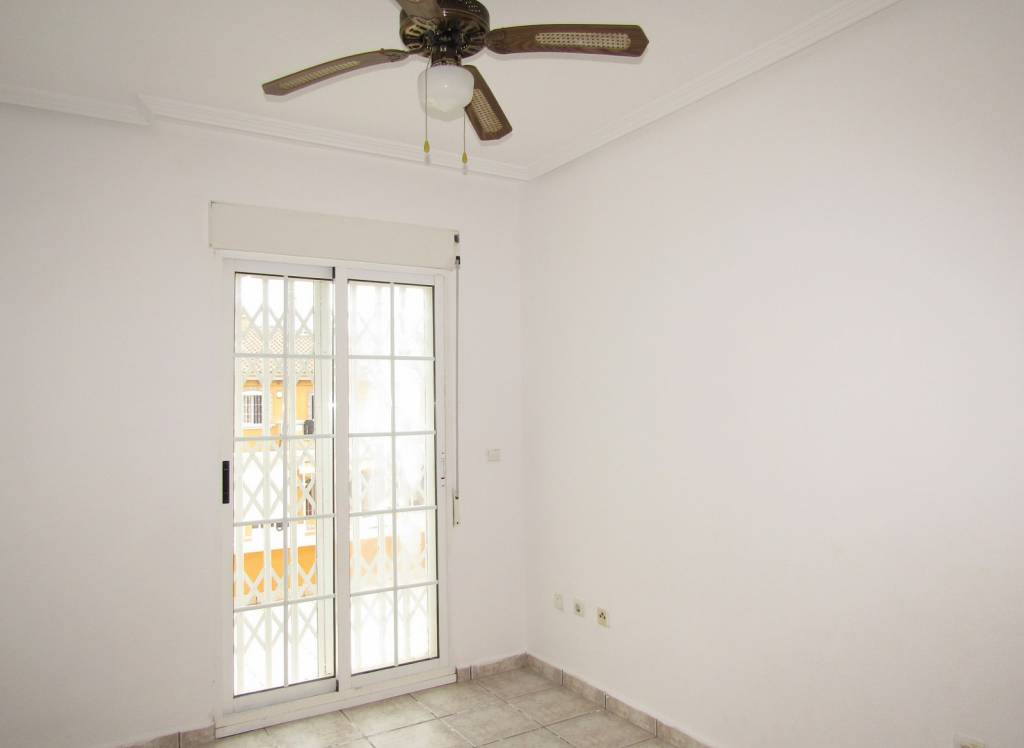 Resale - Townhouse - La Zenia