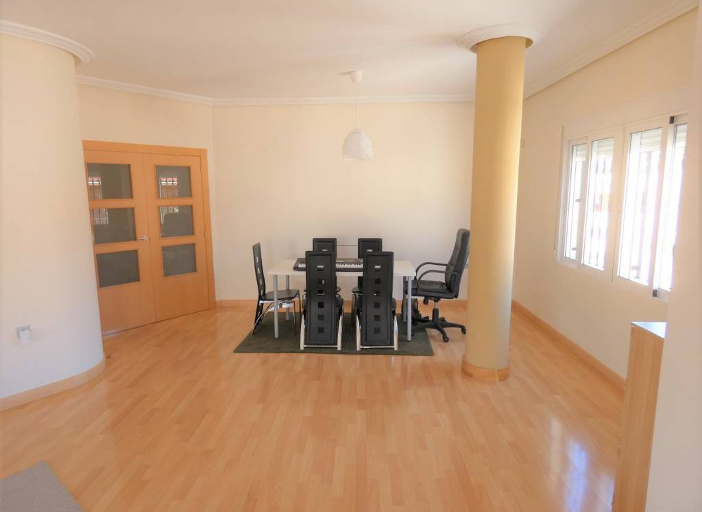 Resale - Townhouse - Los Montesinos