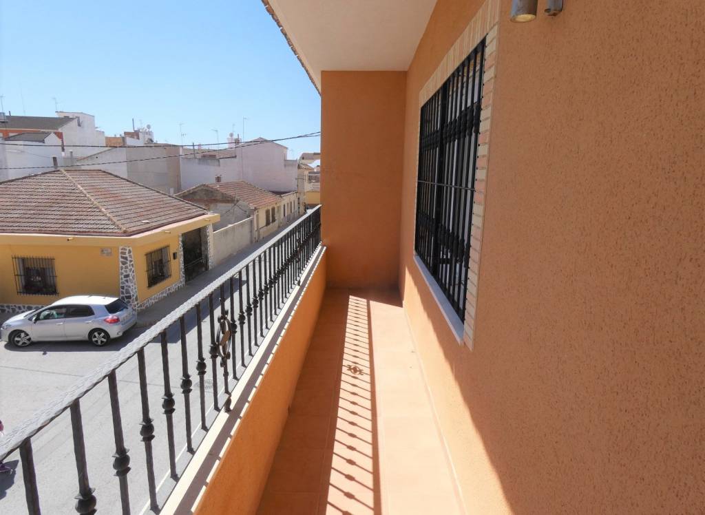 Resale - Townhouse - Los Montesinos