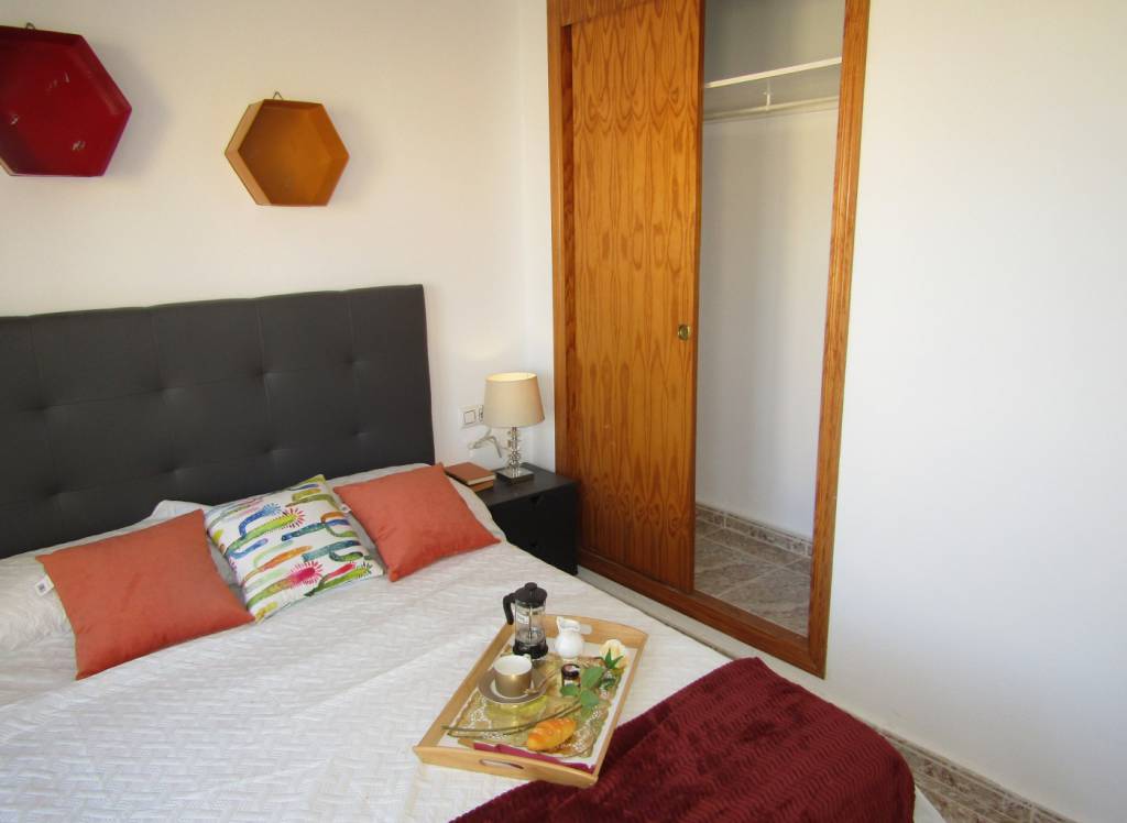 Resale - Townhouse - Villamartin