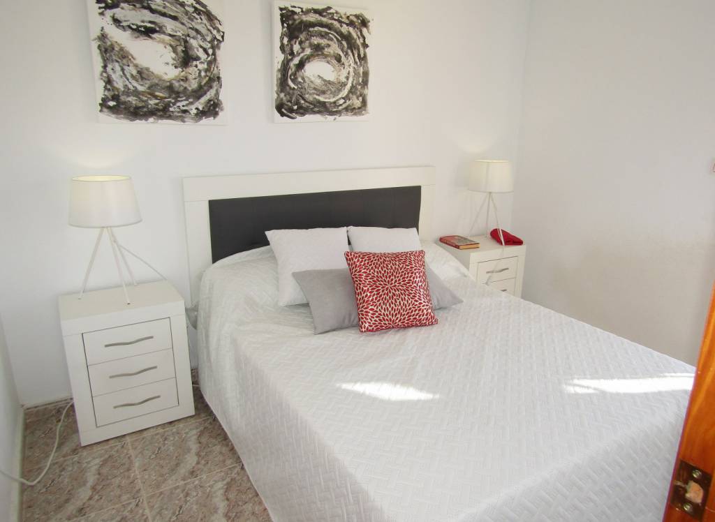 Resale - Townhouse - Villamartin
