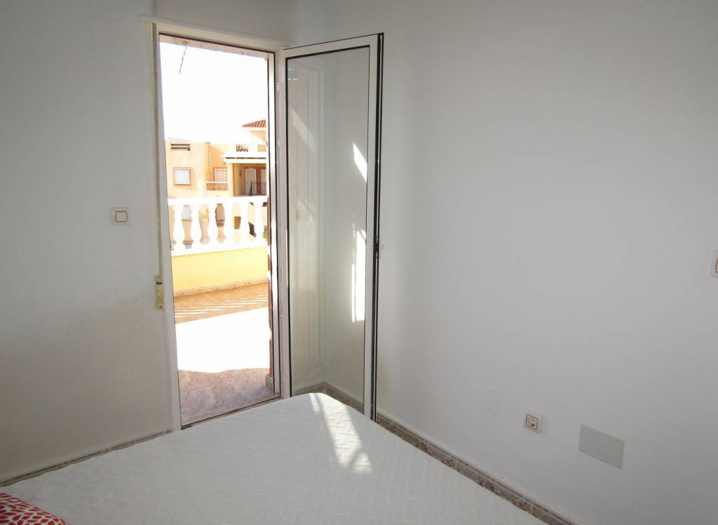 Resale - Townhouse - Villamartin