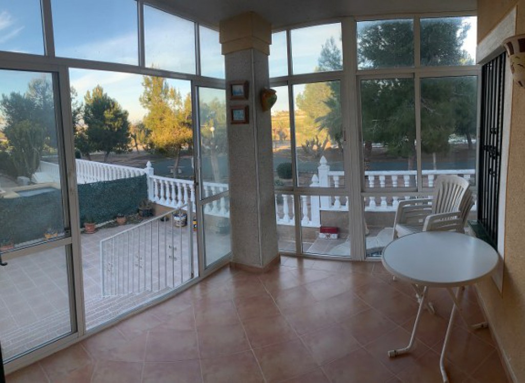 Resale - Villa - Algorfa