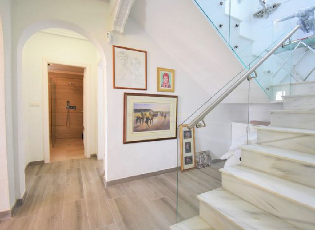 Resale - Villa - Algorfa