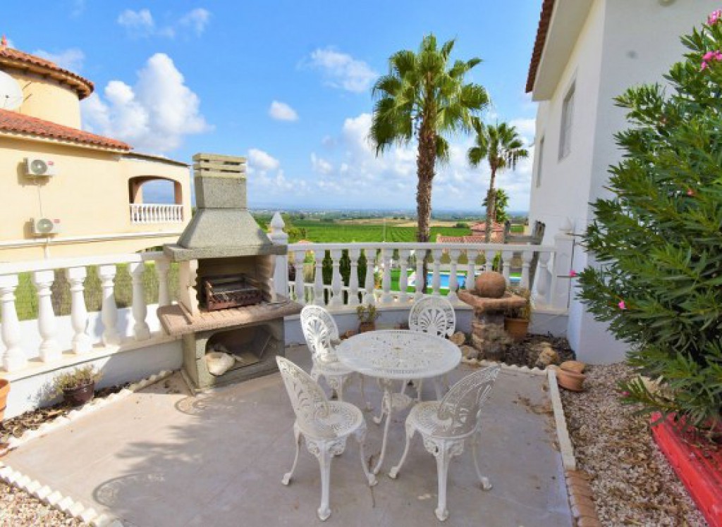 Resale - Villa - Algorfa