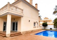 Resale - Villa - Cabo Roig