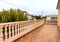Resale - Villa - Cabo Roig