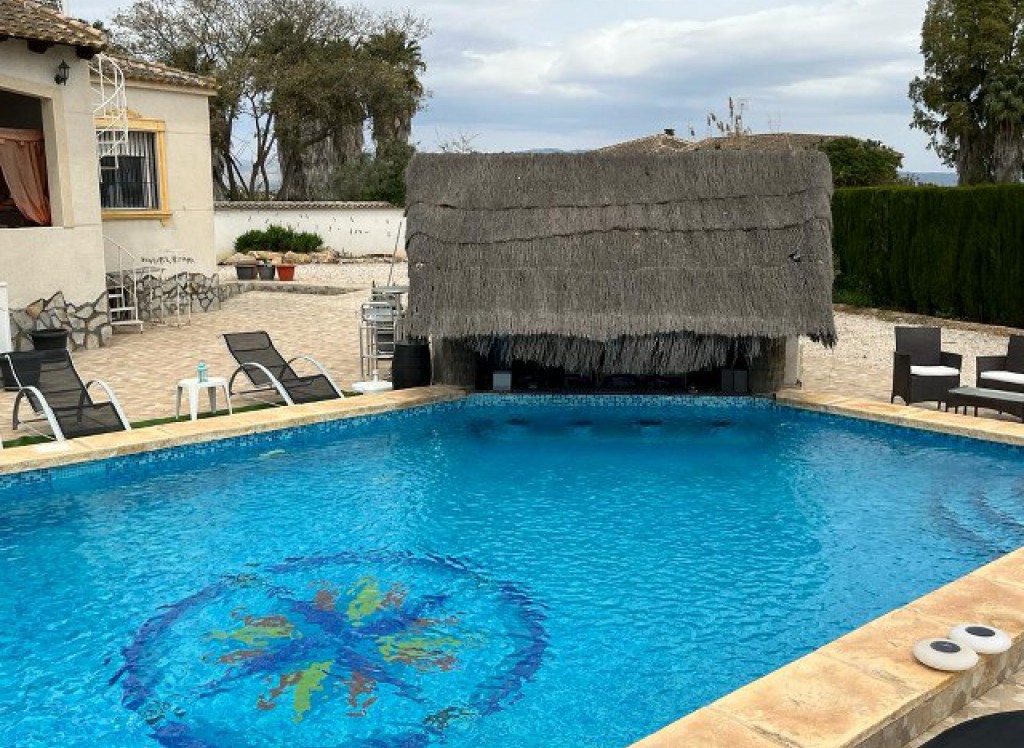 Resale - Villa - Catral